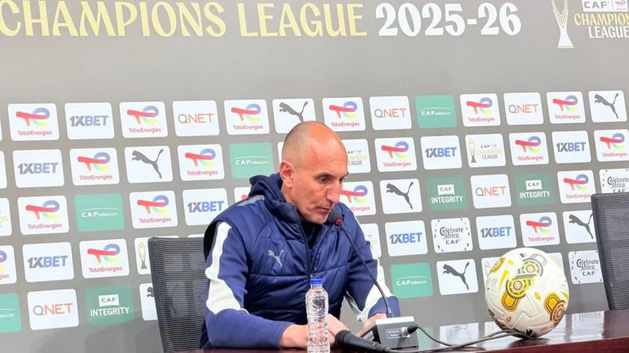 مصير مدرب بيراميدز حال الهزيمة أمام الأهلي في الدوري.. «قرار حاسم»